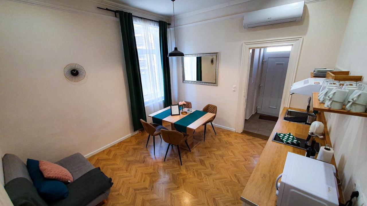 Smaragd Apartman Дьёр Экстерьер фото